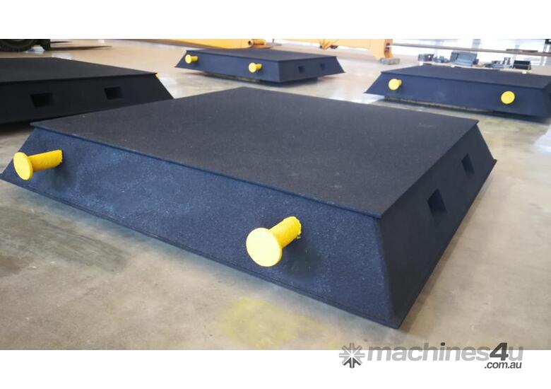 2025 NMG  3000x2000 Crane Outrigger Pad
