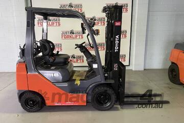 2017 TOYOTA 32-8FG18 4700mm 3 STAGE CONTAINER ENTRY MAST