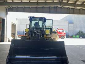 XCMG XC948 Wheel Loader – Christmas Sale - Cummins Engine - picture1' - Click to enlarge