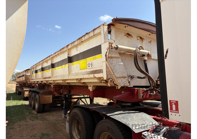 2005/2009Tristar Tri Axle Side Tipper Set