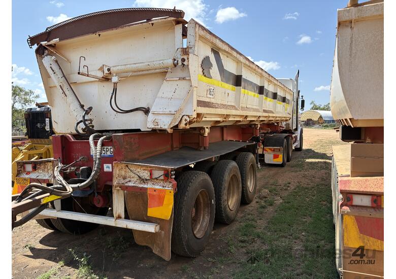 2005/2009Tristar Tri Axle Side Tipper Set