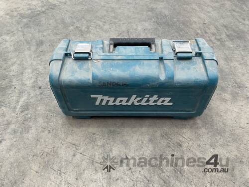 Makita Finishing Sander