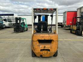 TCM FG18T9H Counter Balance Forklift - picture0' - Click to enlarge
