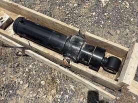 Hydraulic Bowl Ram - picture1' - Click to enlarge