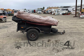 2013 Mario Trailers Camper Trailer