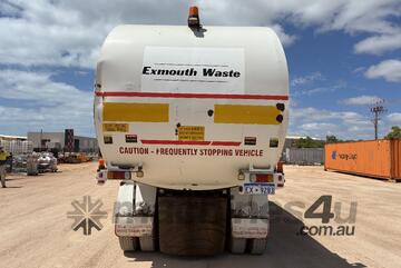 2006 Isuzu FVZ 1400 Front Loading Garbage Compactor