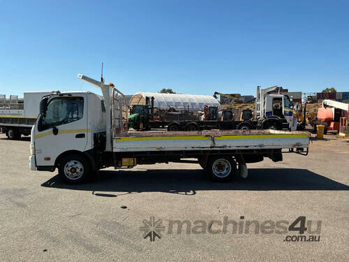 2012 Hino 300 617 Table Top