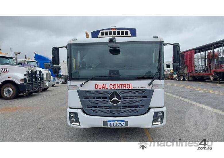 Mercedes-Benz Econic