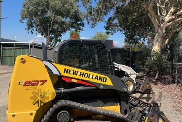 New Holland C227 Track loader for sale
