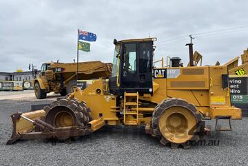 Caterpillar   815F