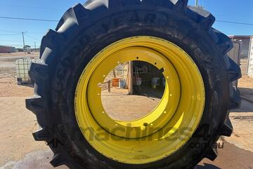 2023 Goodyear DT930 1100 /45R 46 Tires Tracks