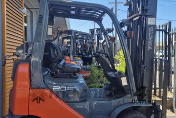 2.5 tonne Compact Toyota forklift