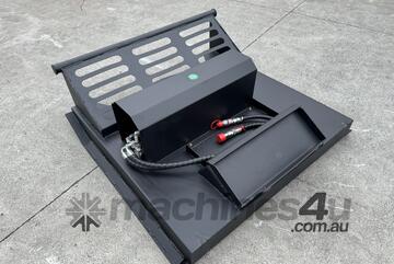 Ozziquip Hydraulic Slasher for Mini Loader