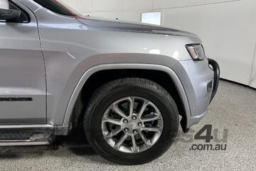 2020 Jeep Grand Cherokee Night Eagle Diesel