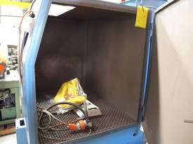 Abrasive Blasting Cabinet - picture1' - Click to enlarge