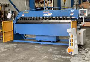 STEELMASTER 2500MM X PANBRAKE GUILLOTINE COMBO