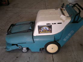 Tennant 6080 Floor Sweeper - Electric  - picture0' - Click to enlarge
