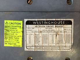 WESTINGHOUSE 800AMP 3 PHASE CIRCUIT BREAKER - picture0' - Click to enlarge