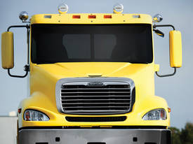  Freightliner Columbia - picture1' - Click to enlarge