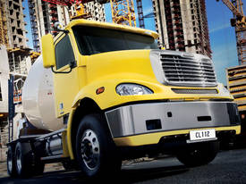  Freightliner Columbia - picture2' - Click to enlarge