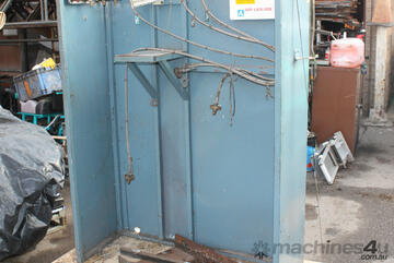 3 way inlet outlet manifold regulator cylinder gas