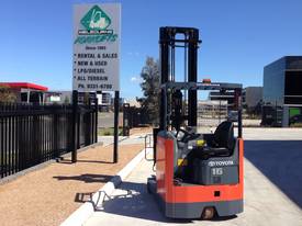 Toyota Reach truck - picture0' - Click to enlarge