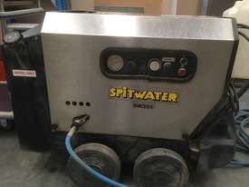 High Pressure Cleaner - picture0' - Click to enlarge