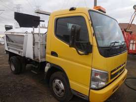 Mitsubishi Canter c/w Paveline Flocon Unit - picture0' - Click to enlarge