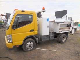 Mitsubishi Canter c/w Paveline Flocon Unit - picture0' - Click to enlarge