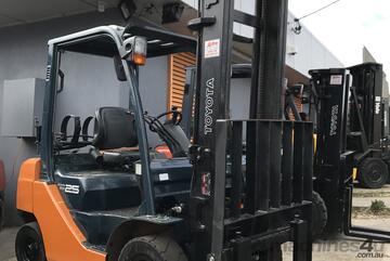 ACTIVE FORKLIFTS - TOYOTA 8FG25 4.5M LIFT HEIGHT EXCELLENT CONDITION 3 MONTHS WARRANTY ACTIVE FORKLIFTS - TOYOTA 8FG25 4.5M LIFT HEIGHT EXCELLENT CONDITION 3 MONTHS WARRANTY