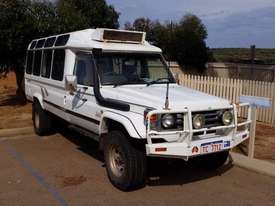 2003 Toyota LandCruiser Arkana - picture0' - Click to enlarge