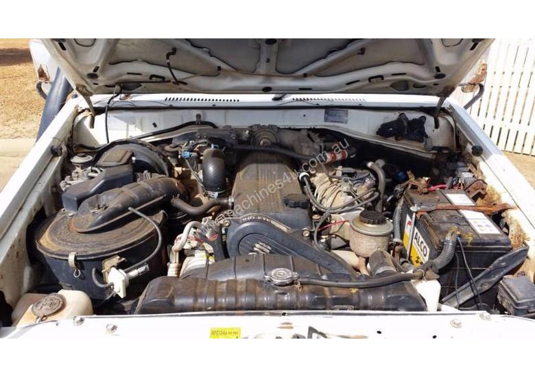 caption 2003 Toyota LandCruiser Arkana