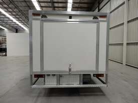 Fuso Canter Refrigerated Truck - picture1' - Click to enlarge
