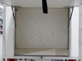 Fuso Canter Refrigerated Truck - picture2' - Click to enlarge