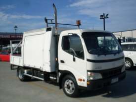 Hino Dutro 6500 Service Body Truck - picture0' - Click to enlarge