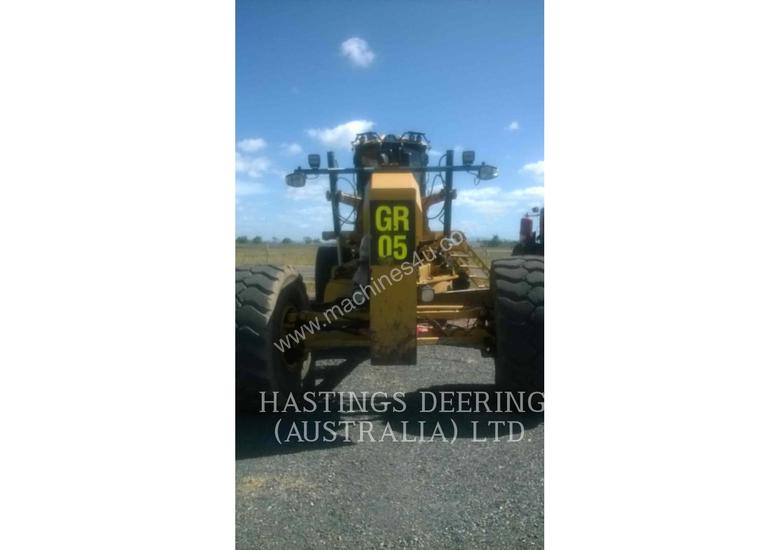 caption CATERPILLAR 16M Mining Motor Grader