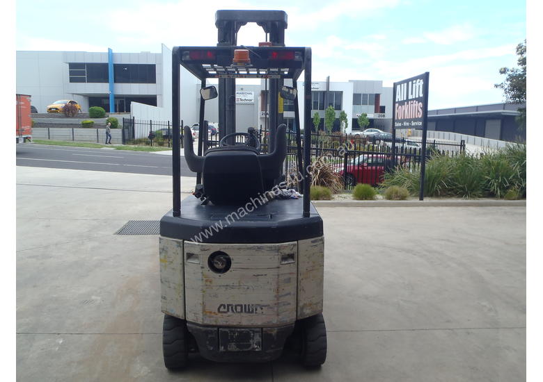 caption Crown Electric Forklift 6.2m Mast