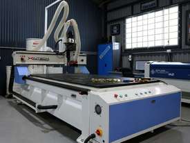 XinTech CNC Router and MultiCam Dust Extractor, 2440 x 1220 Bedsize - picture0' - Click to enlarge