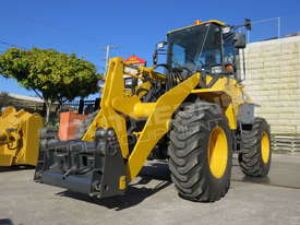 KOMATSU WA100-6 Wheel loader Work Ready attachments Package MACHWL - picture0' - Click to enlarge