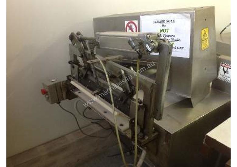 caption CT 400SS