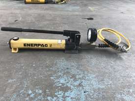 Enerpac Hydraulic Pump Two Speed Porta Power P392 - picture0' - Click to enlarge