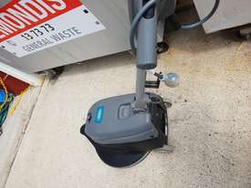 Tennant Floor burnisher - picture1' - Click to enlarge