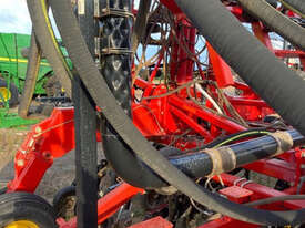 2015 Bourgault 3320-76 Air Drills - picture2' - Click to enlarge