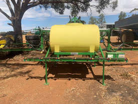 Hayes 27m 1500l Boom Spray Sprayer - picture2' - Click to enlarge