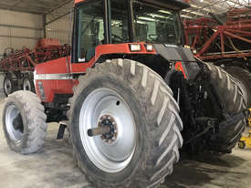 Case IH 7240 FWA/4WD Tractor - picture0' - Click to enlarge