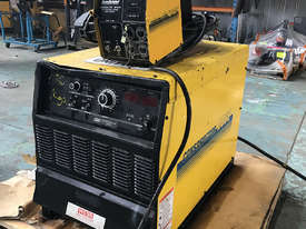 WIA MIG Welder Weldmatic Constructor DC65 3 Phase 415 Volt with WF605 Wire Feeder - picture1' - Click to enlarge