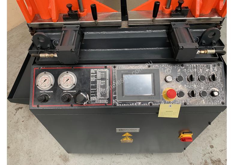 caption Cosen Vertical Mitre Cutting Bandsaw