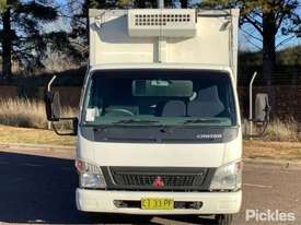 2007 Mitsubishi Canter L7/800 - picture1' - Click to enlarge