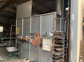 Spray Booth, dry filter type - picture1' - Click to enlarge