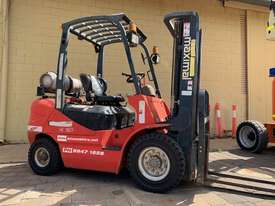 2.5T Maximal Gas/Petrol Forklift - picture0' - Click to enlarge